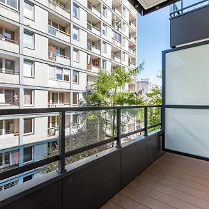 Apartment Aleja Solidarnosci 60b, Warsaw
