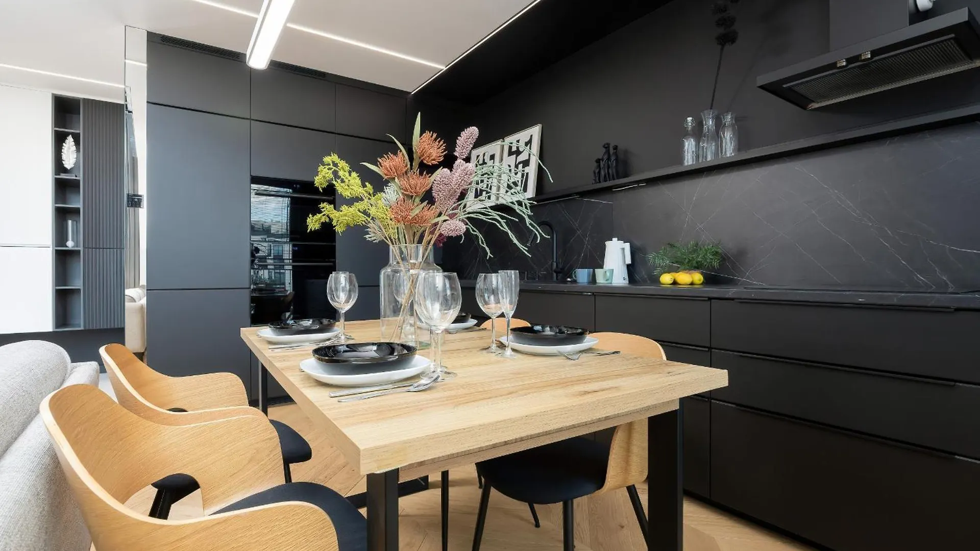 Ekskluzywny Apartament Z Antresola By Renters Prestige Warsaw Poland